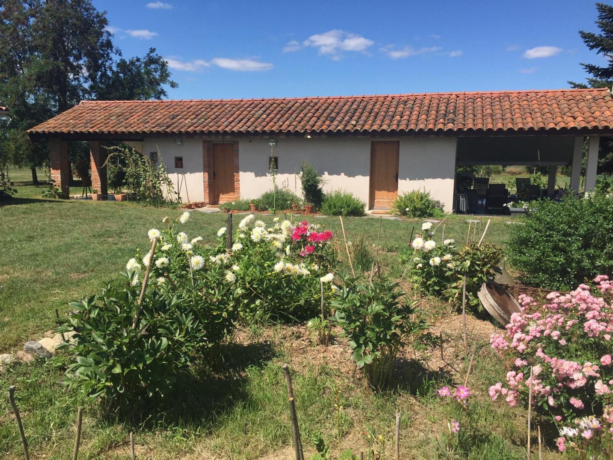 Location Gite 4 Personnes Mazeres - La Petite Maison Exteriör bild